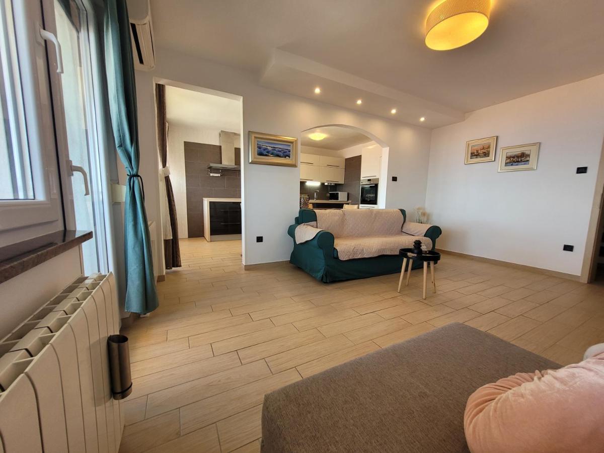 Apartment Karla Rijeka Eksteriør billede